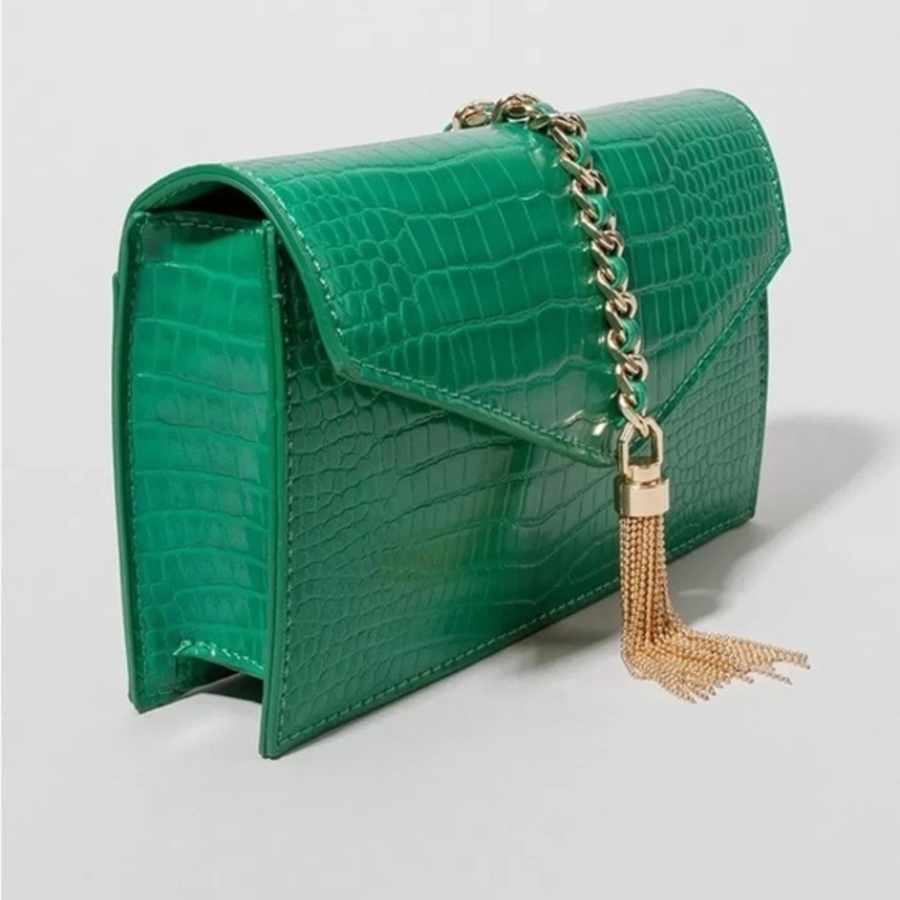 Naydean Faux Croc Chain Fringe Green Crossbody